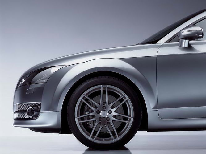 7-dobbelteget design, titaniumoptik (9J x 19"), Audi Sport